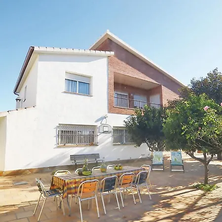 7 Bedroom Beautiful In *