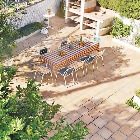 Holiday home 7 Bedroom Beautiful In Santa Susanna
