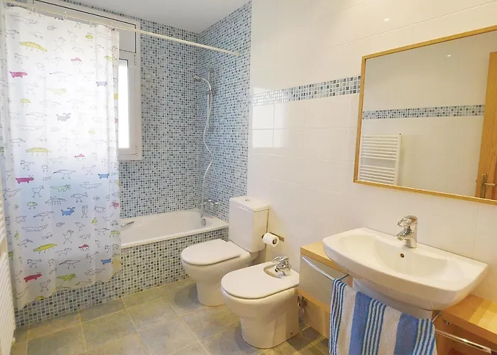 7 Bedroom Lovely In *