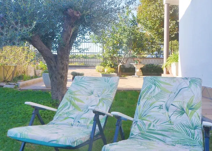 7 Bedroom Lovely In Hébergement de vacances